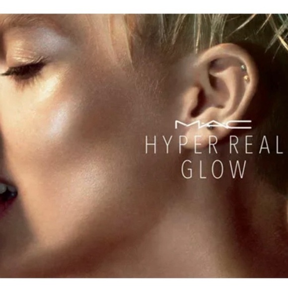MAC Hyper Real Glow Highlighter Palette GET IT GLOWIN' *DISCONTINUED* - Picture 2 of 14